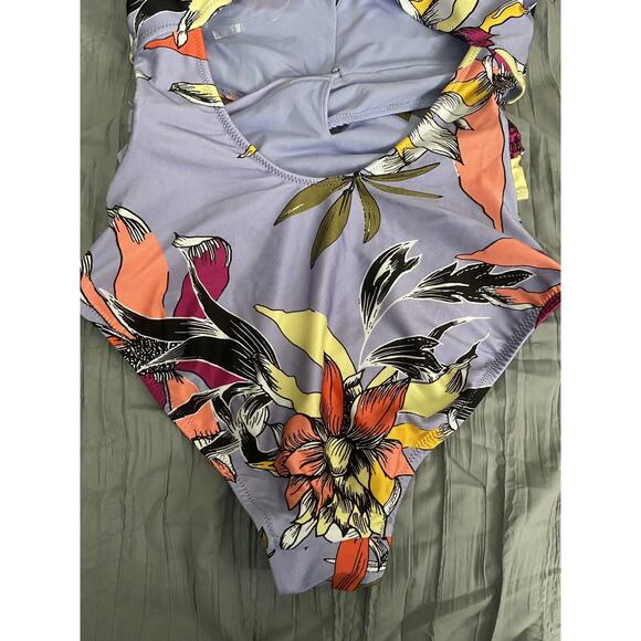 NWT Barr III Size Med High Neck Cutout One Pc Twist Strap Colorful Wild Topic - Picture 8 of 10